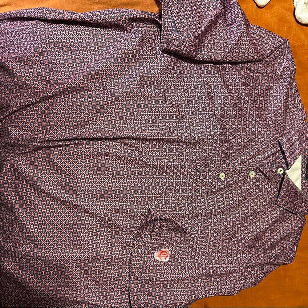 Turtleson XL shirt red base color with blue design